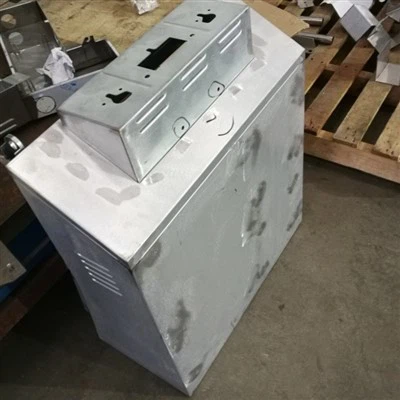 Loksnes metāla komponentu ražošana un ražošana